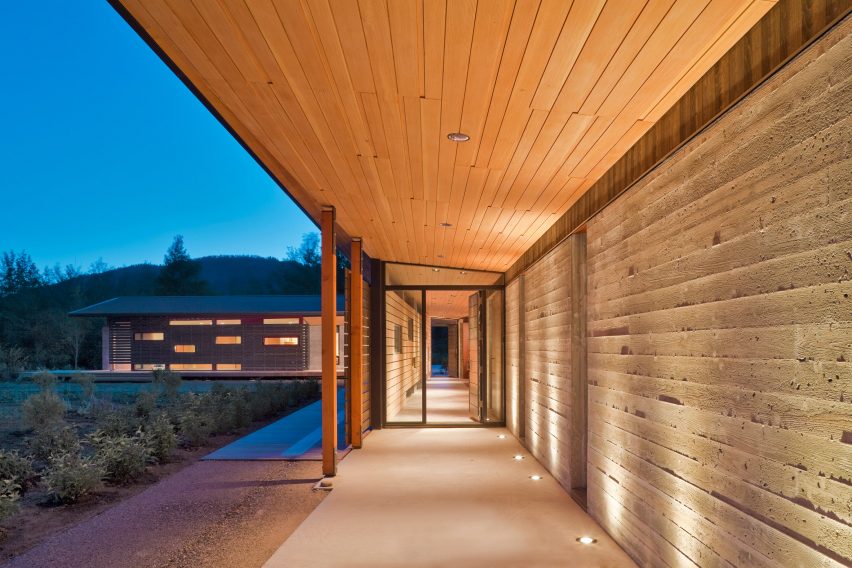 John Dodge house by Dynia