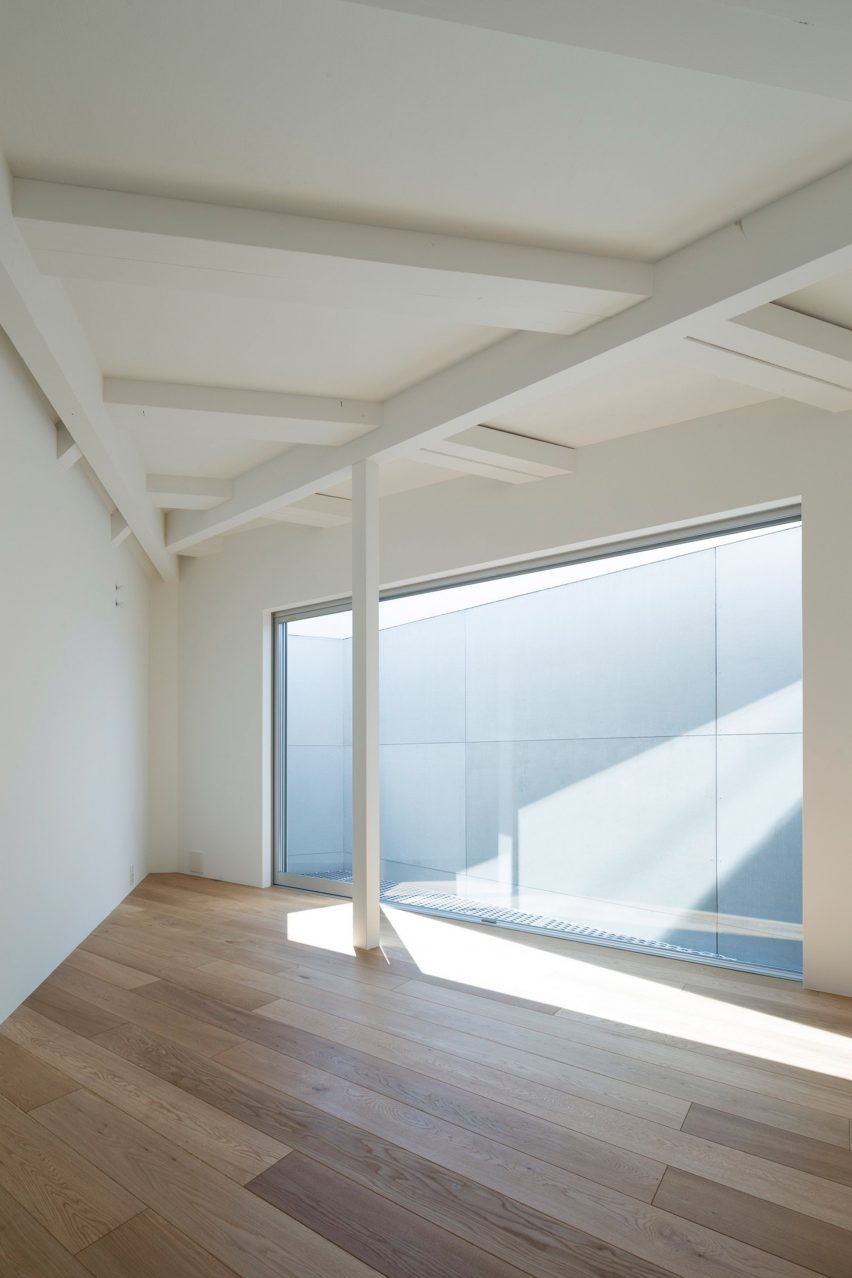 Kamiuma House by Chop + Archi