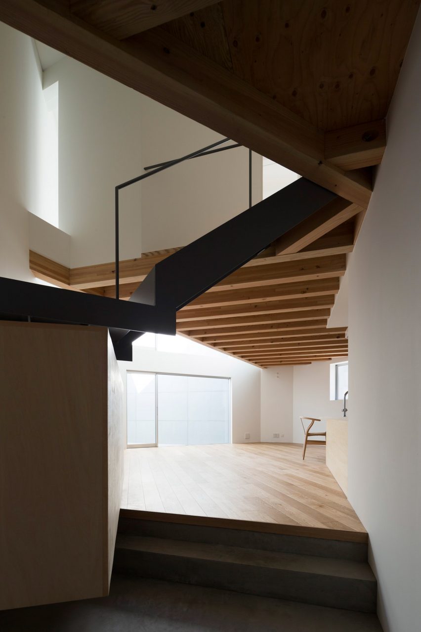 Kamiuma House by Hiroo Okubo and CHOP+ARCHI