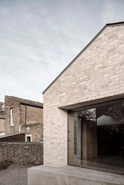 Kew Road by McLaren Excell
