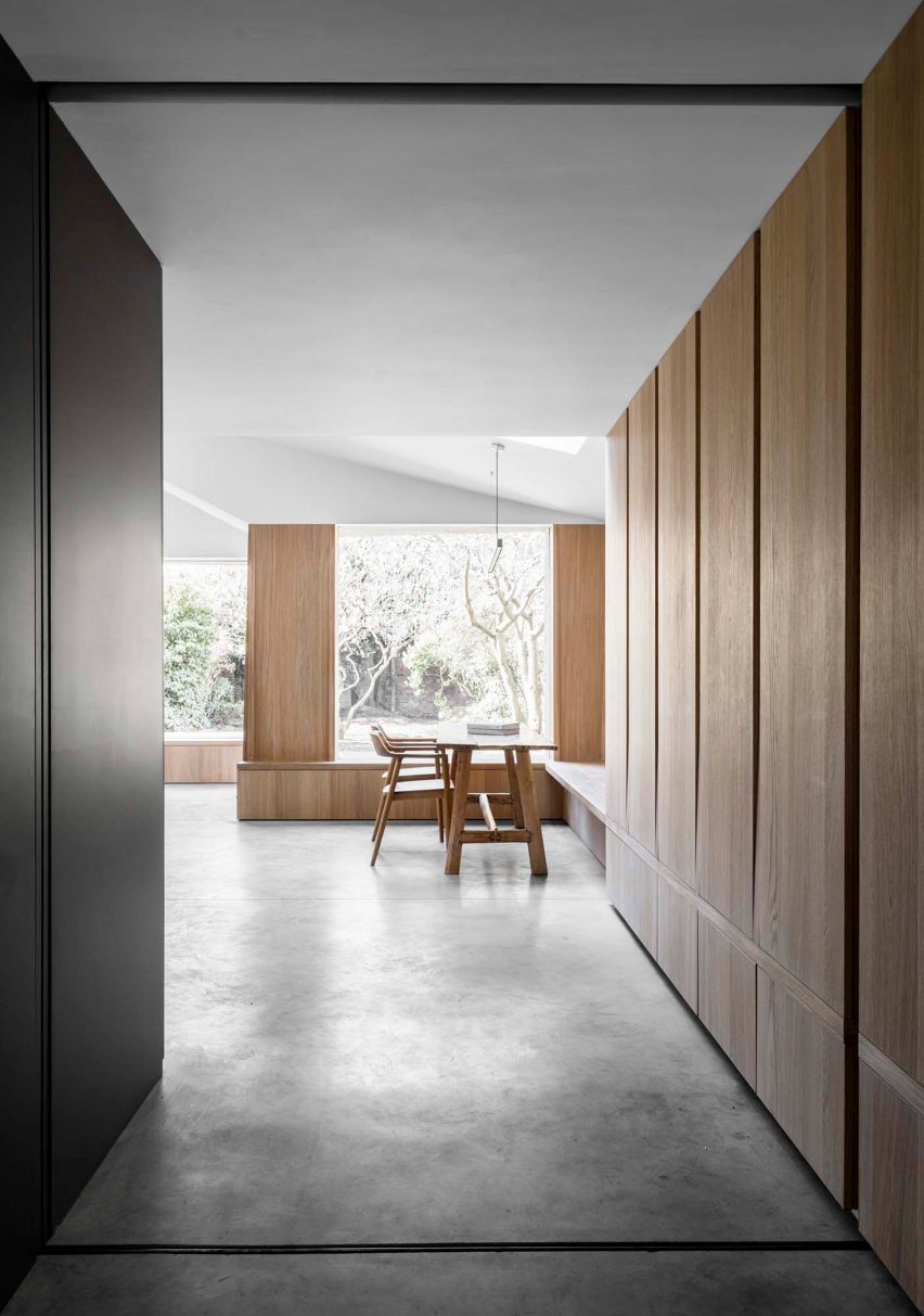 Kew Road by McLaren Excell