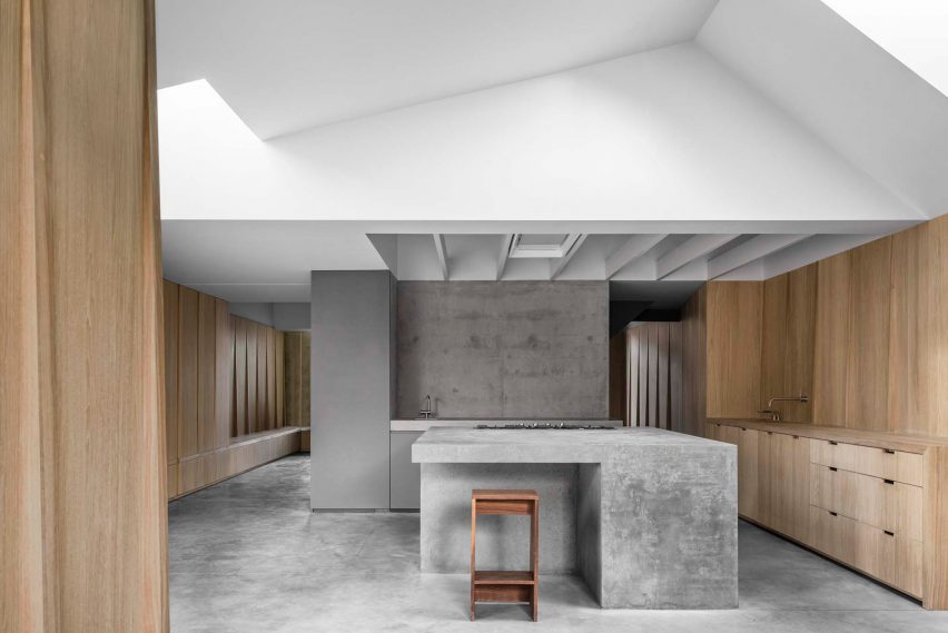 Kew Road by McLaren Excell