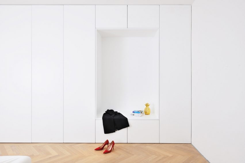 Arhitektura d.o.o. refurbishes urban apartment in Ljubljana, Slovenia, originally designed by Edvard Ravnikar