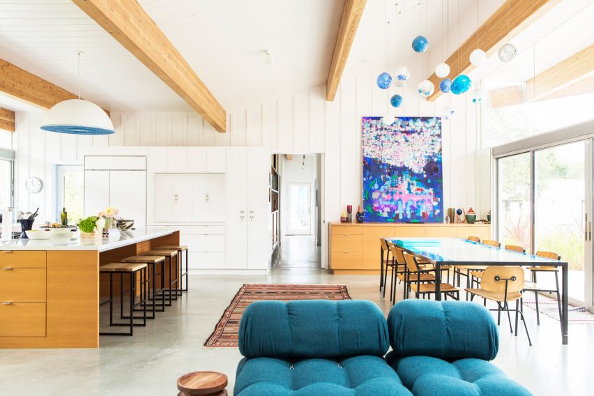 Malibu Beach House by Bestor Architecture