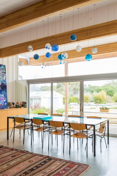 Malibu Beach House by Bestor Architecture