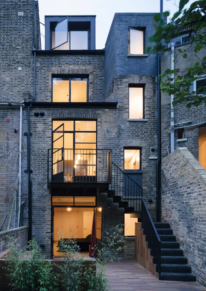 Tsurata Architects designs staircase in London house