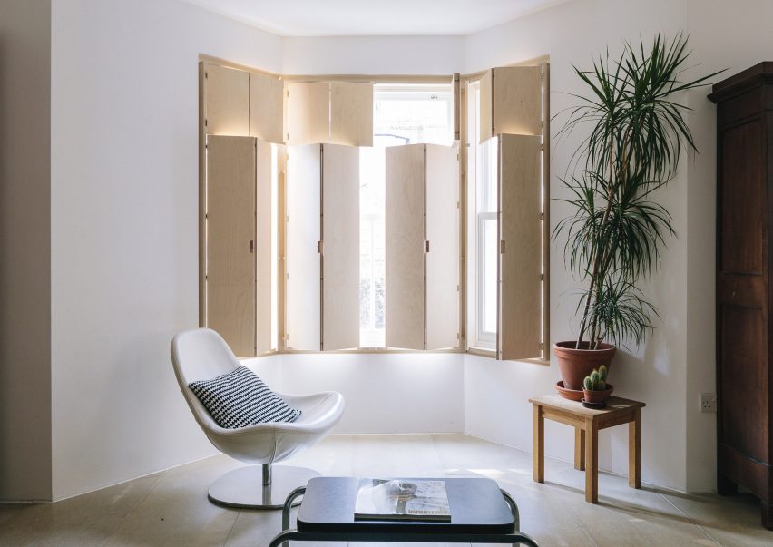 Tsurata Architects designs staircase in London house