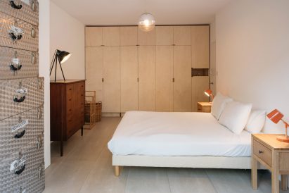 Tsurata Architects designs staircase in London house
