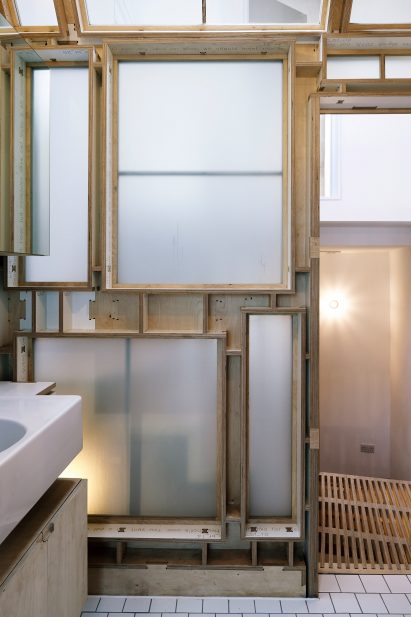 Tsurata Architects designs staircase in London house