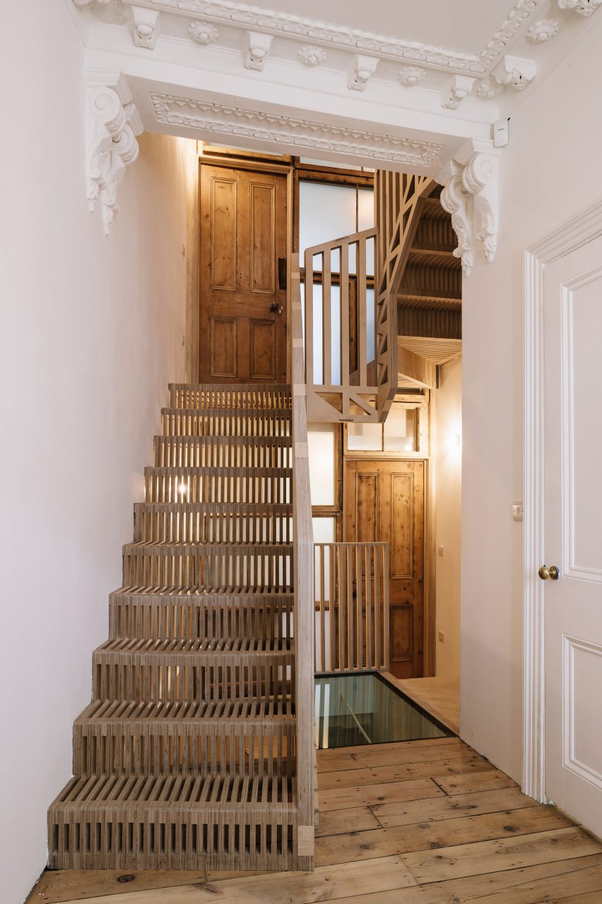 Tsurata Architects designs staircase in London house