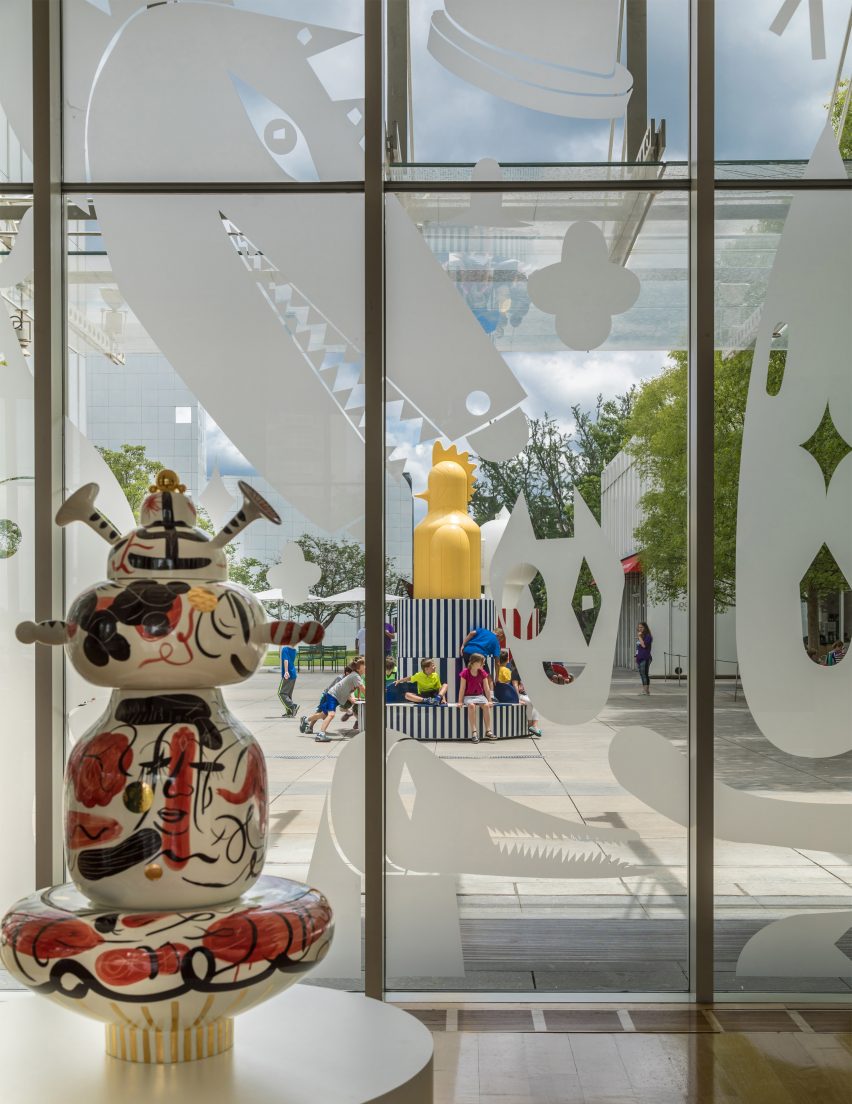 Jaime Hayón installs spinning Merry Go Zoo totems at Atlanta art museum