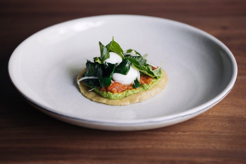 Moisés Hernández EO tableware