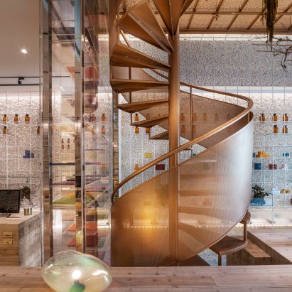 Waterfrom Design create Molecure Pharmacy