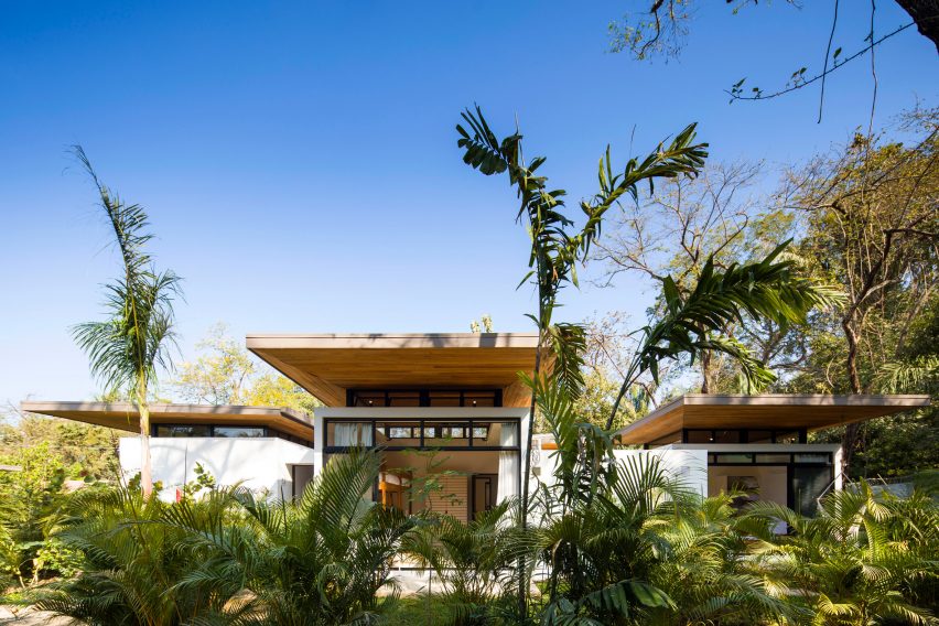 Nalu boutique hotel and yoga studio, Costa Rica, by Studio Saxe