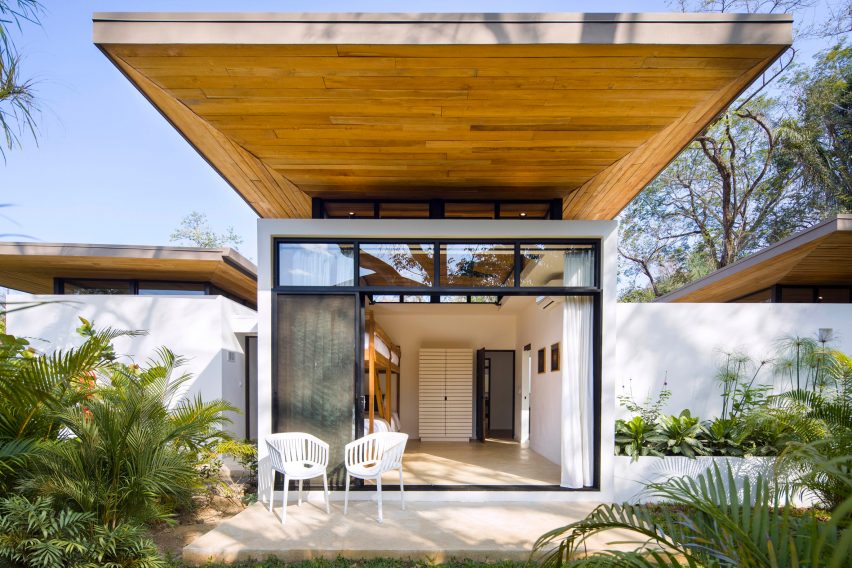 Nalu boutique hotel and yoga studio, Costa Rica, by Studio Saxe