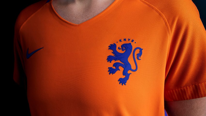 Lion crest on Dutch national football kits undergoes sex change for women’s team