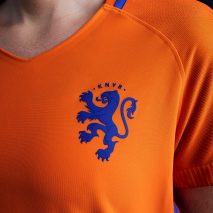Lion crest on Dutch national football kits undergoes sex change for women’s team