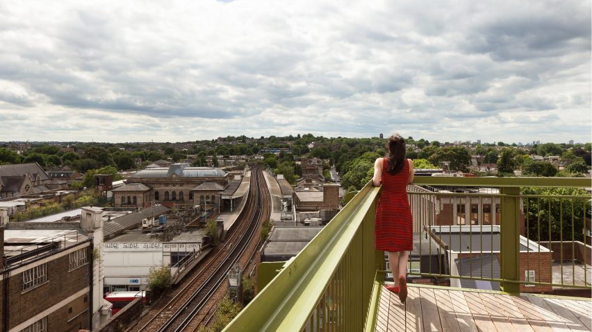 Cooke Fawcett’s rooftop observatory gives views of London’s skyline from above a Peckham car park