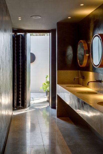 Pujol restaurant in Mexico City by JSa