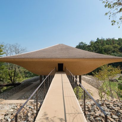 Shinshoji Zen Museum pavilion by Kohei Nawa and Sandwich studio