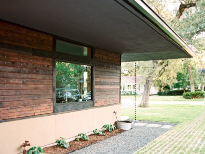 Shou Sugi Ban House, Houston, Texas, by Suyama Peterson Deguchi