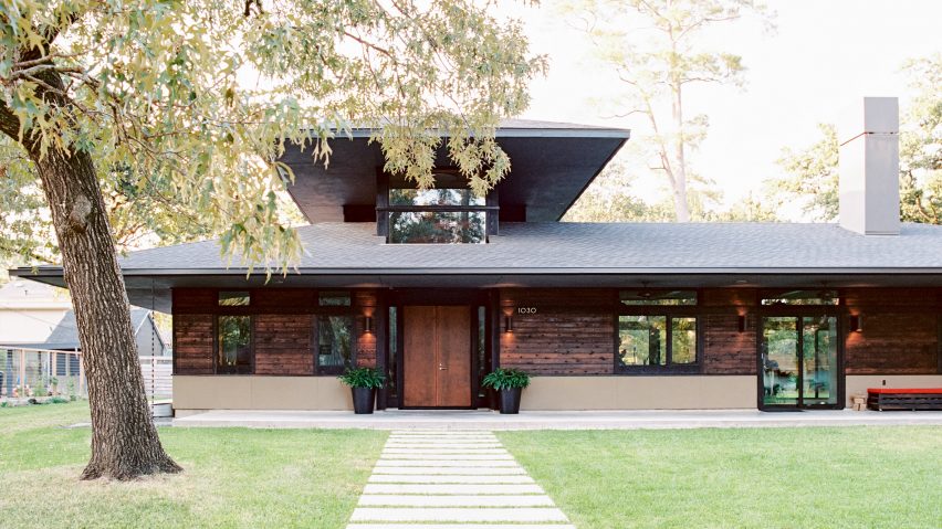 Shou Sugi Ban House, Houston, Texas, by Suyama Peterson Deguchi