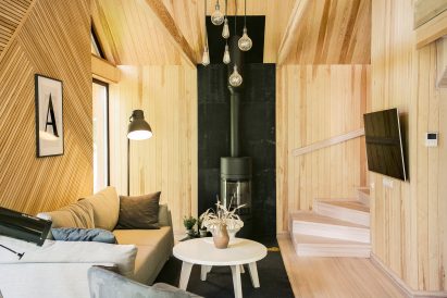 Summer house in Raubichi by Zrobym Architects