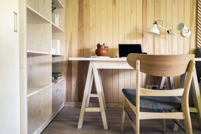 Summer house in Raubichi by Zrobym Architects