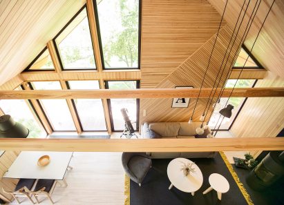 Summer house in Raubichi by Zrobym Architects