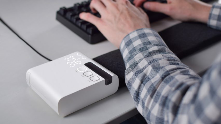 Loughborough University graduate, Tony Elkington, designs desk mat called Stratum
