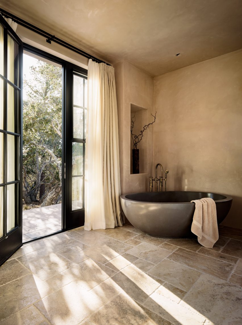 Studio Schicketanz design house in Carmel Valley called Tehama 1