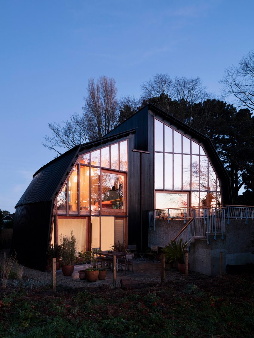 The Houseboat by Mole Architects