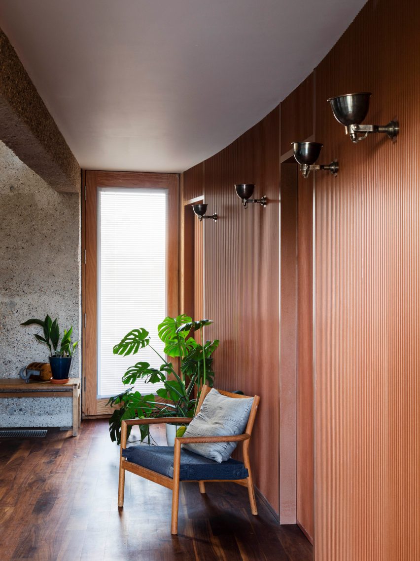 The Houseboat by Mole Architects
