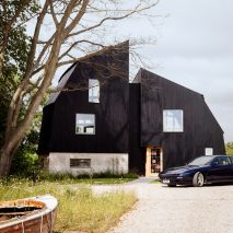 The Houseboat by Mole Architects