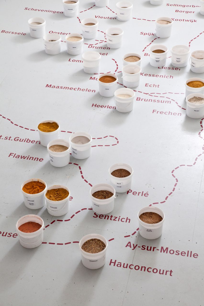 To See a World in a Grain of Sand by Atelier NL at DDW