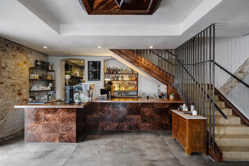 Native Hostel in Austin, Texas, USA, by UN Box Studio
