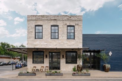 Native Hostel in Austin, Texas, USA, by UN Box Studio