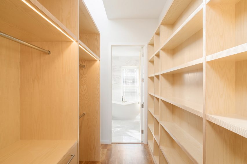 Wayne Street Row House by Jeff Jordan Architects