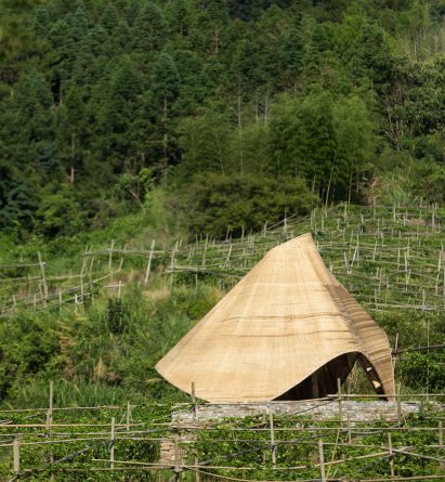 University of Hong Kong students build Sun Room for farmers of China's Peitian village