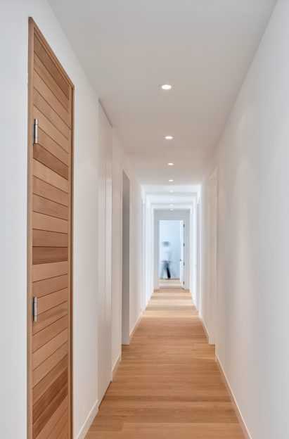Alta Chalet by Atelier Kastelic Buffey