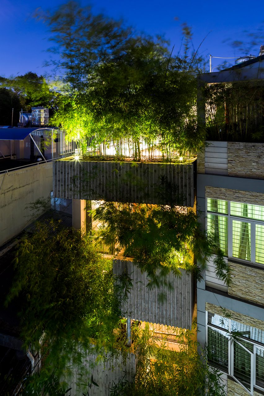 Bamboo House by Vo Trong Nghia