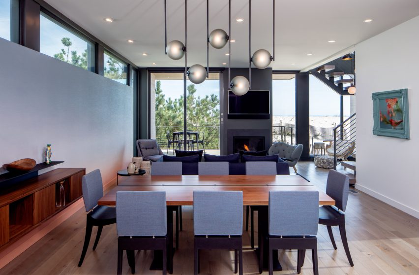 Beach Haven Residence by Specht Architects