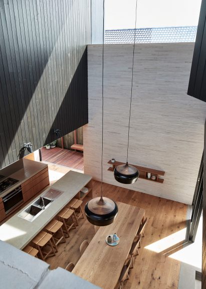 Brick House by Andrew Burges Architects