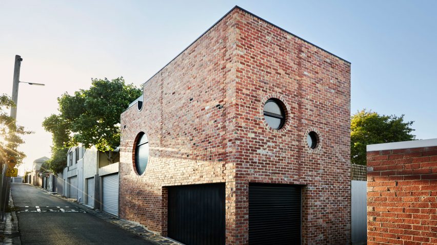 Austin Maynard Architects builds recycled-brick house on top of former Melbourne garage