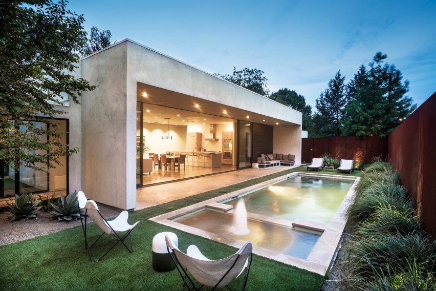 BV1 Residence by Wernerfield Architecture