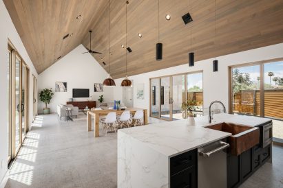 Canal House by The Ranch Mine