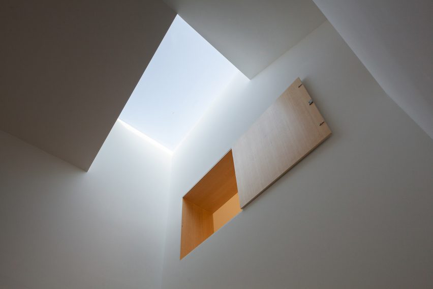Casa Boavista by Pablo Pita Architects