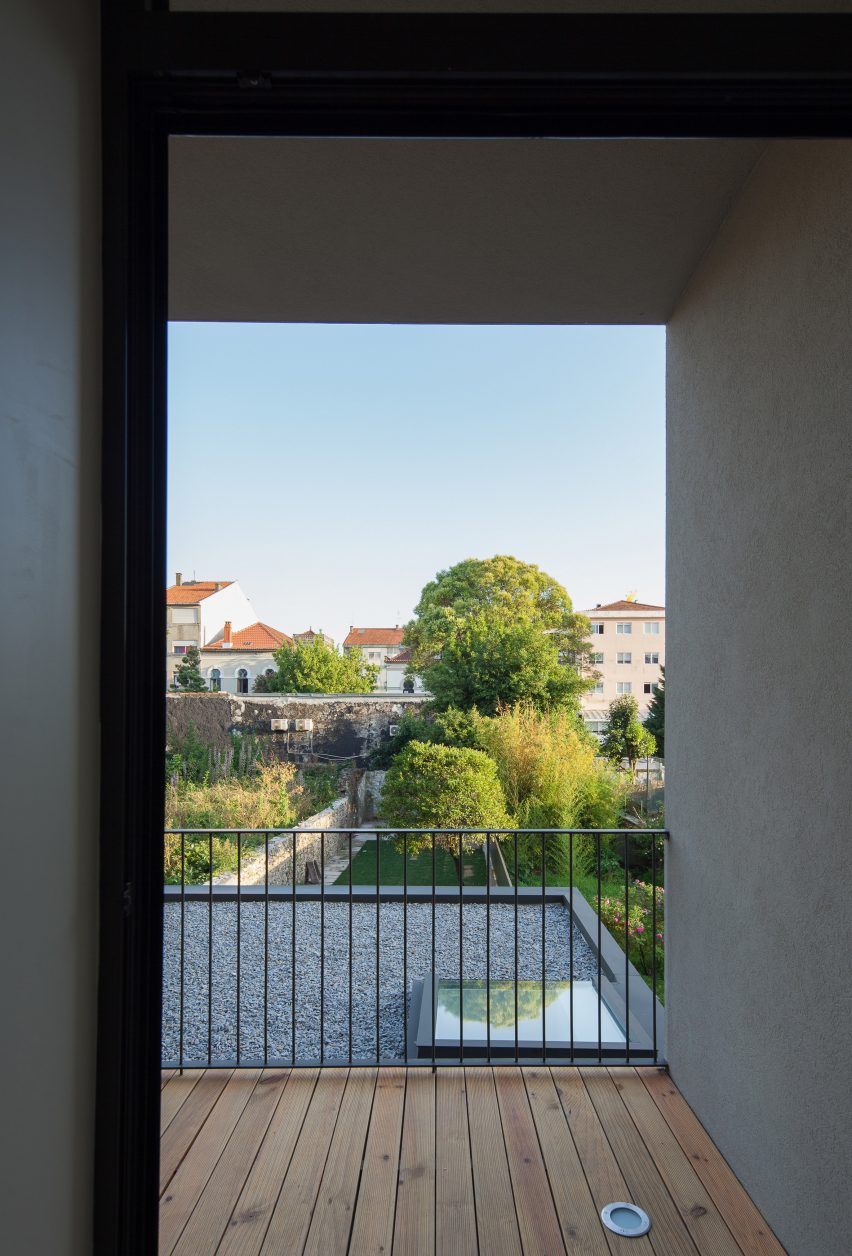 Casa Boavista by Pablo Pita Architects