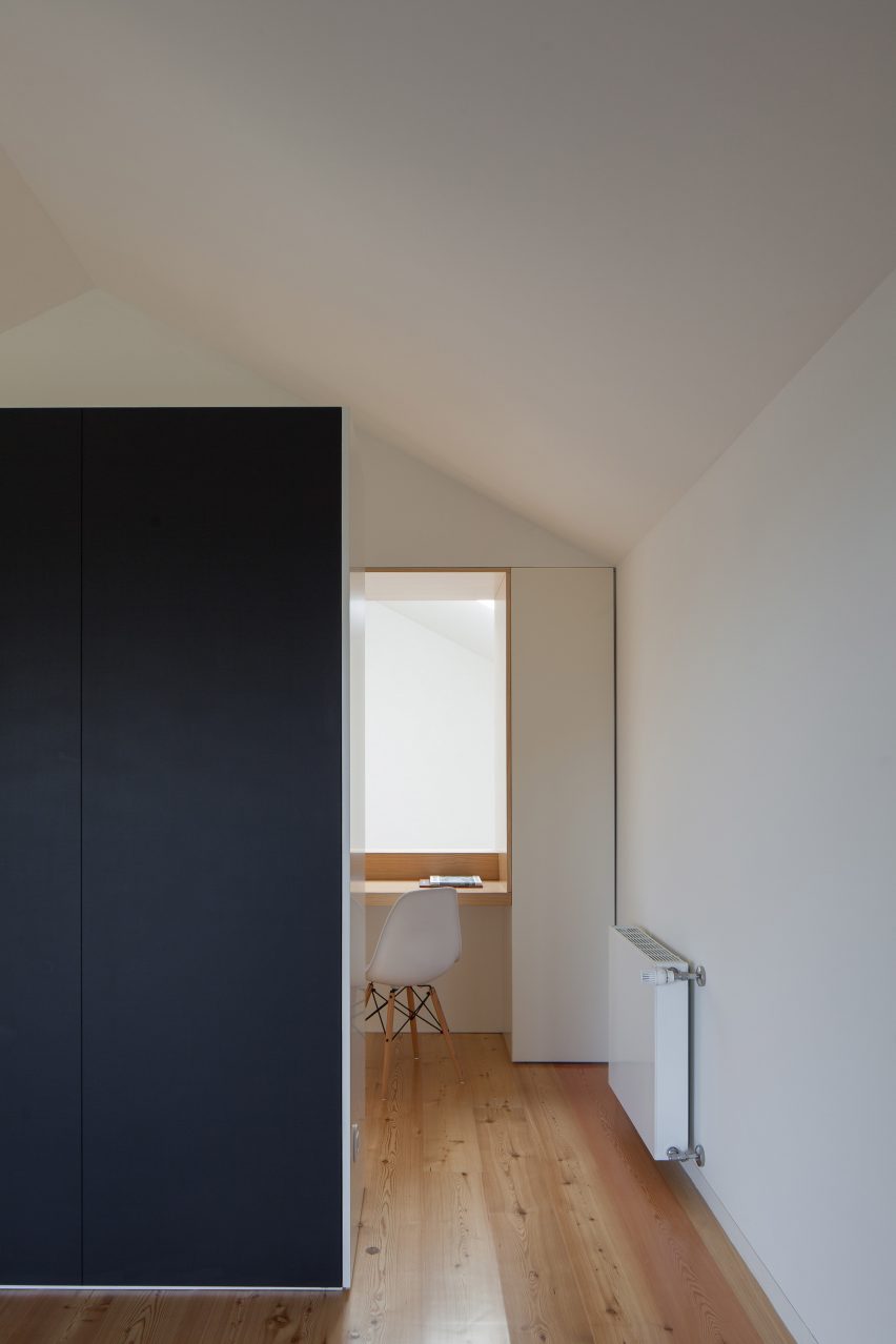 Casa Boavista by Pablo Pita Architects