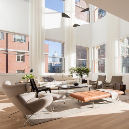 First apartment unveiled inside Shigeru Ban’s revamped Cast Iron House